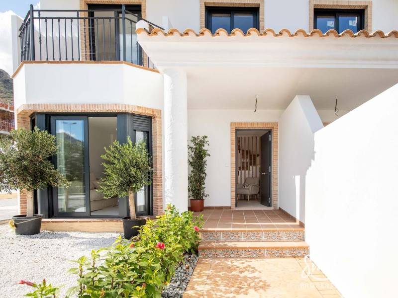  - New Build - Cox - San Fernando