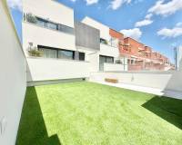 Obra Nueva - Casa de pueblo - Cox - San Fernando