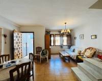 Resale - Townhouse / Duplex/Corner - La Mata