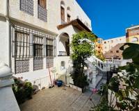 Resale - Townhouse - La Mata