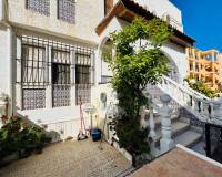 Resale - Townhouse - La Mata