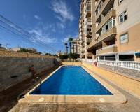 Segunda mano - Apartamento - Torrevieja - Aguas nuevas 1