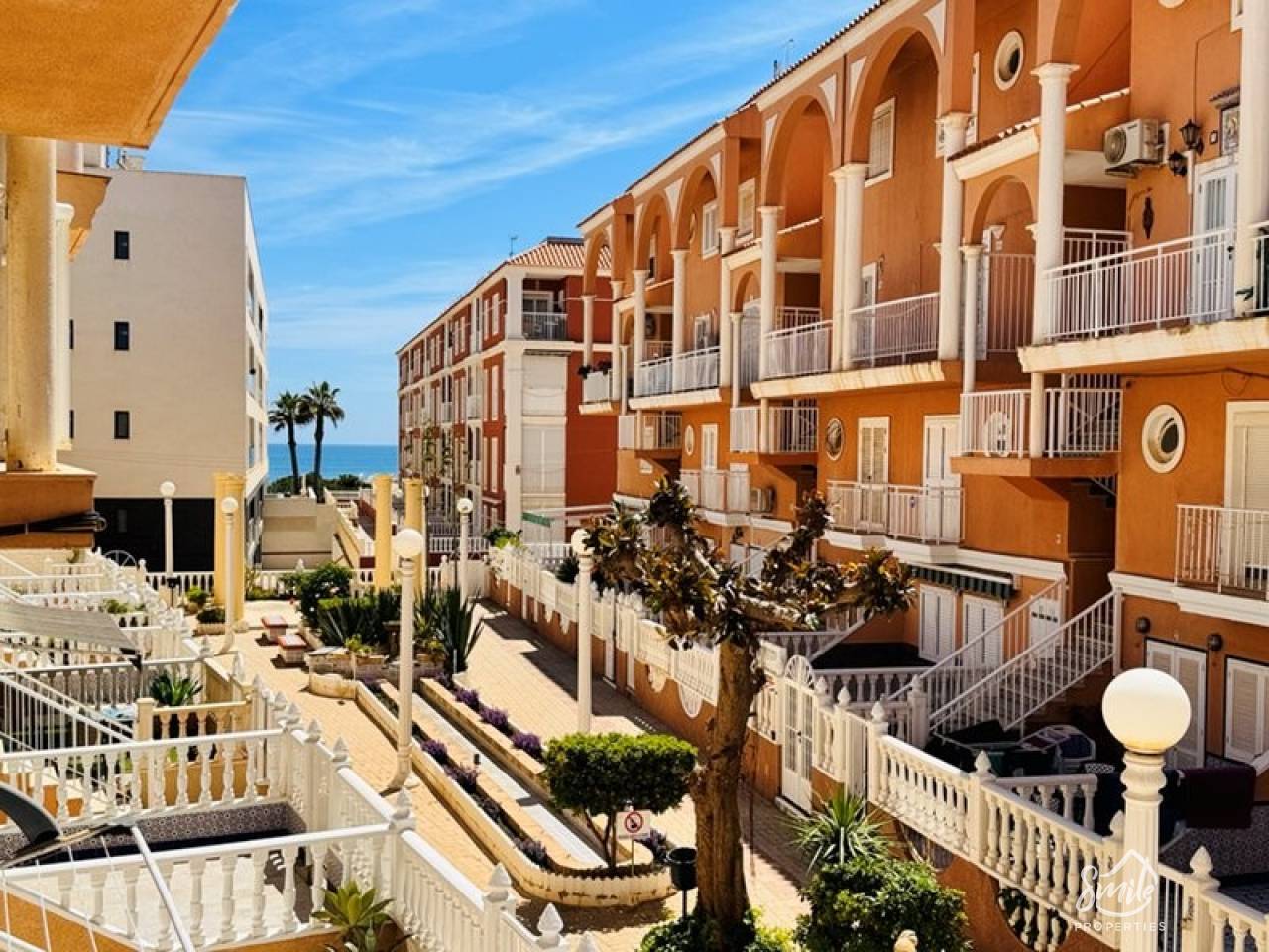 Townhouse - Resale - La Mata - Puerto Romano